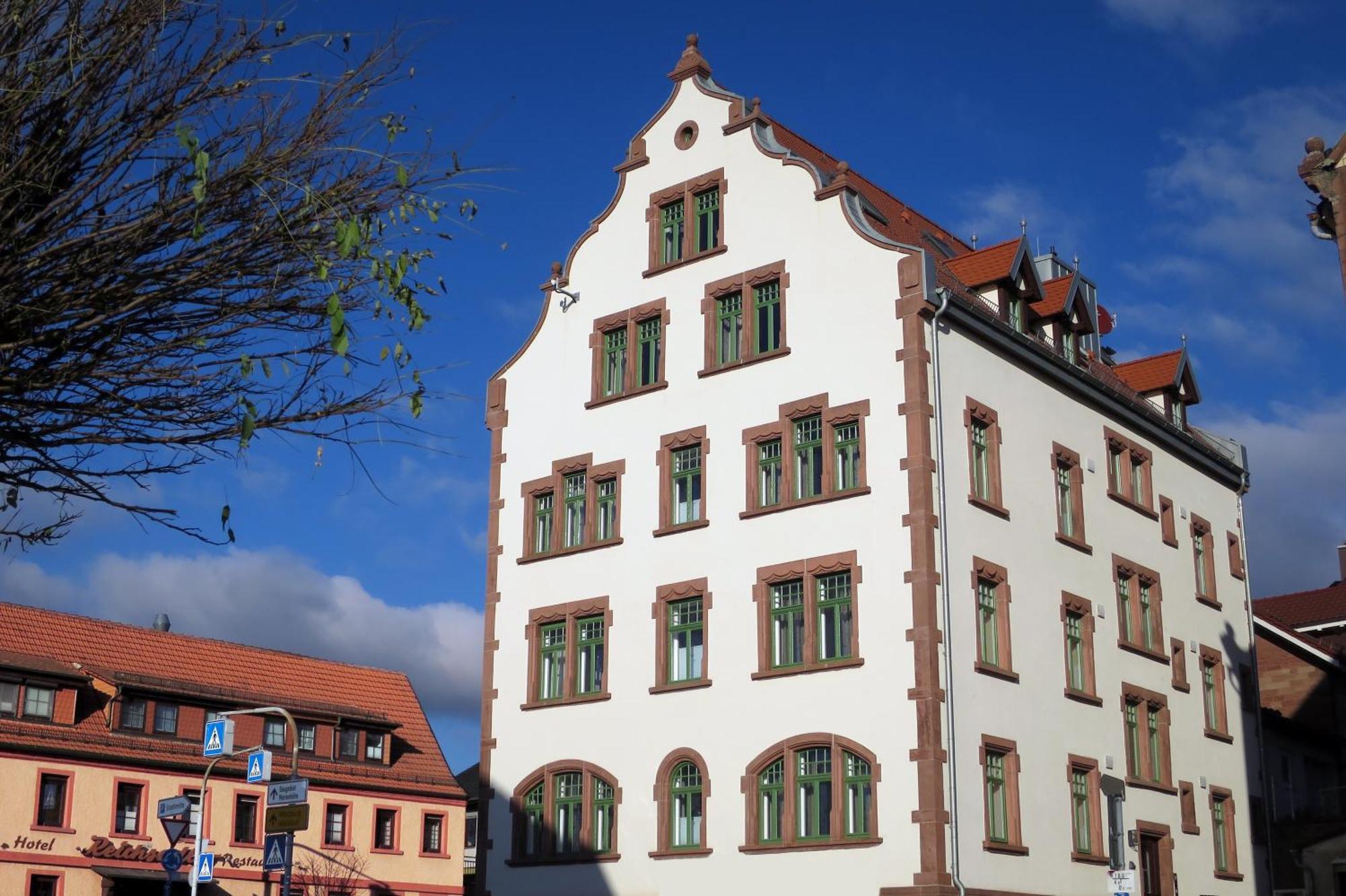 Reinhardts Hotel ブーヒェン エクステリア 写真